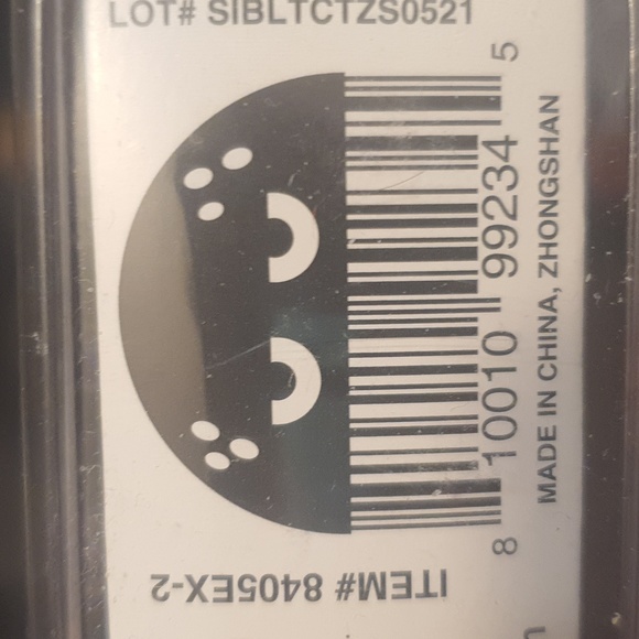 World's Smallest Green Power Ranger - Picture 2 of 2